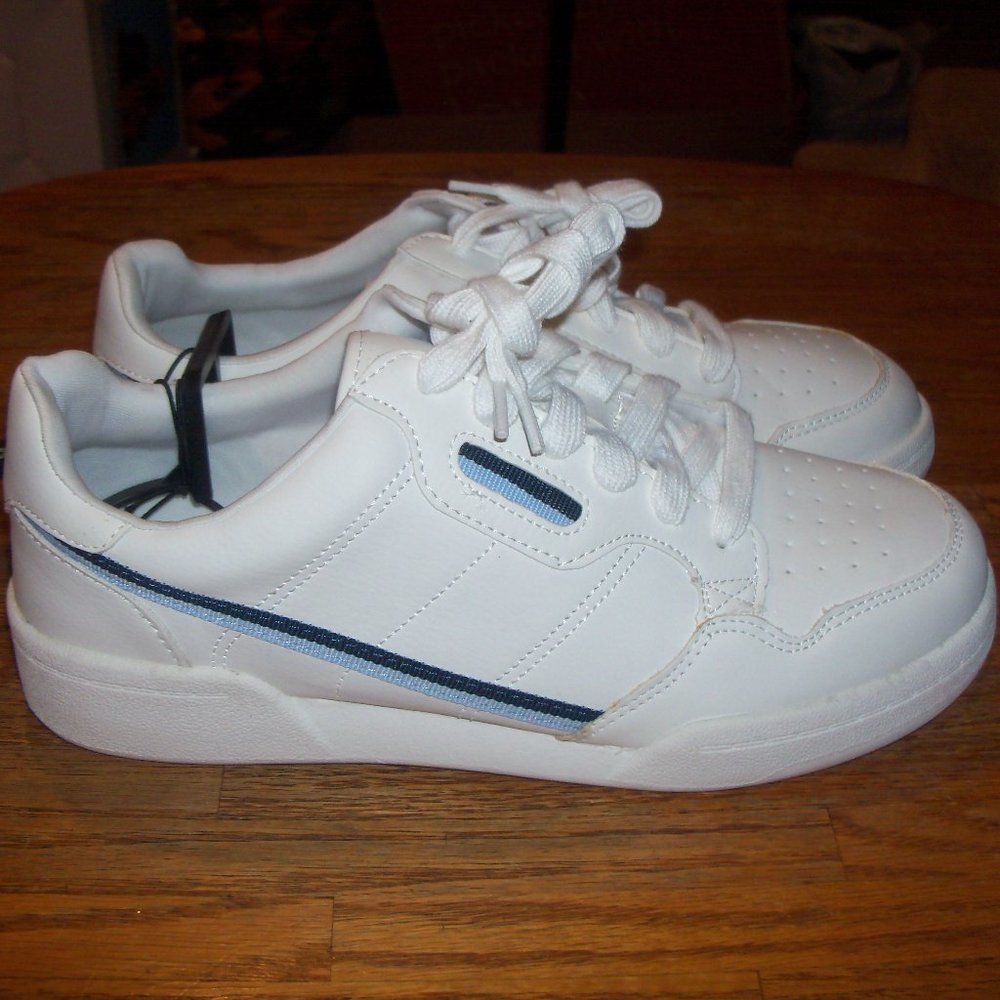 NWT Women's White Athletic Sneakers Blue Piping